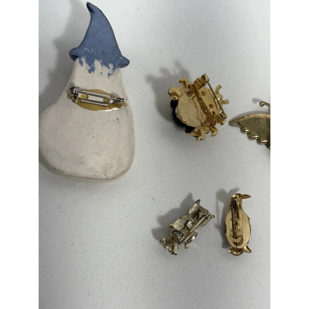 Vintage Brooch Pin Lot 6 Bug Green Cat Owl Penguin Butterfly Rhinestones Animals